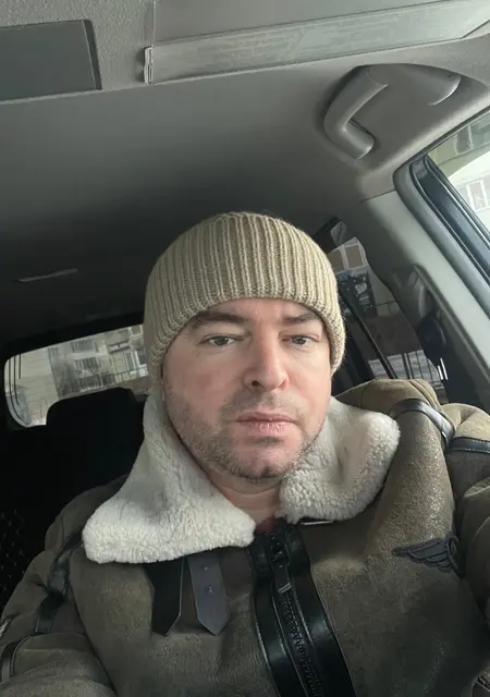 Я Виктор, 41, из Омска, ищу знакомства без обязательств