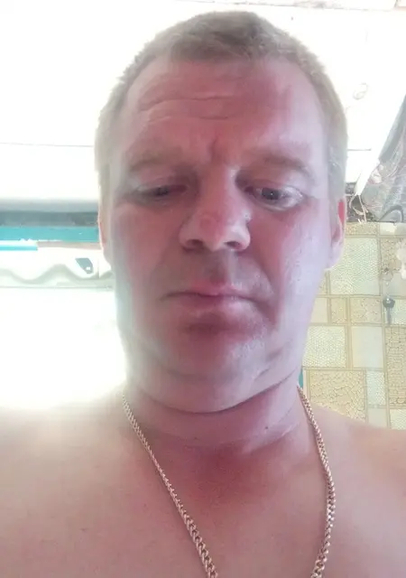 Вася из Владивостока, мне 37, познакомлюсь на одну ночь