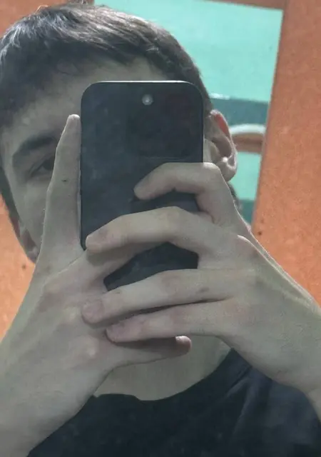 Aleksey из Омска, мне 20, познакомлюсь для дружбы