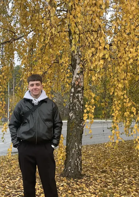 Я Алексей, 22, из Пензы, ищу знакомства без обязательств