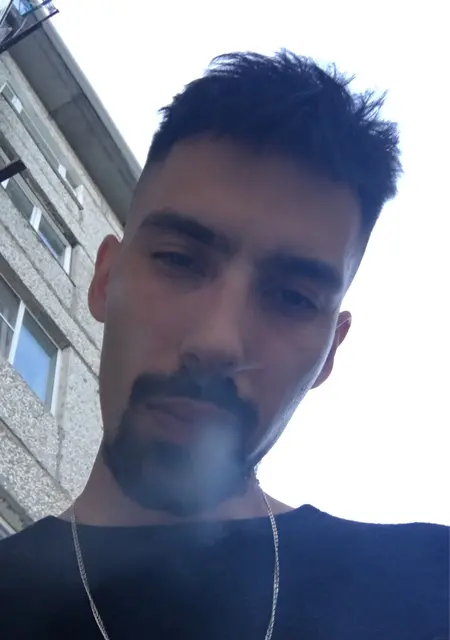 Nikita из Тюмени, ищу на сайте знакомства на одну ночь