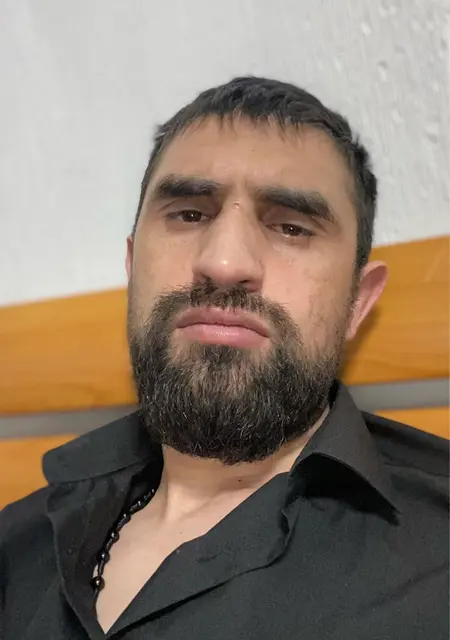 Павел из Москвы, ищу на сайте знакомства на одну ночь