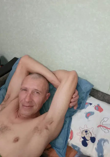 Я Алексей, 50, из Саратова, ищу знакомства без обязательств