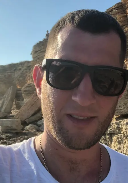 Я Борис, 39, знакомлюсь для открытые отношения в Самаре