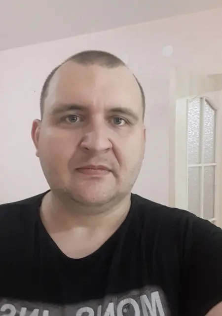 Igor из Кирова, мне 33, познакомлюсь для постоянных отношений