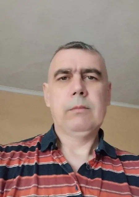 Я Алексей, 50, знакомлюсь на одну ночь в Азове