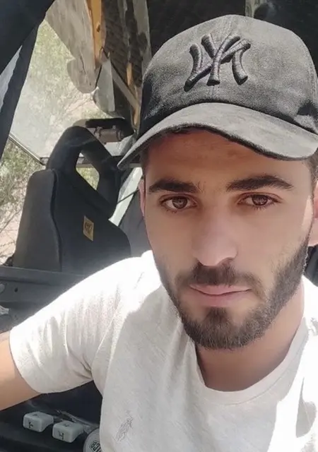 Я Tigran, 28, знакомлюсь для открытые отношения в Петрозаводске