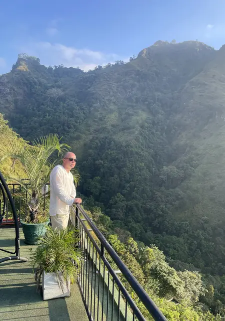 Рома из Симферополя, мне 40, познакомлюсь без обязательств