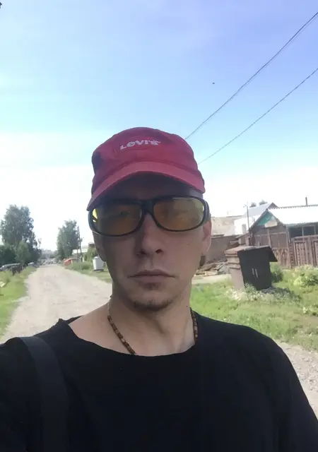 Лешка из Бердска, ищу на сайте знакомства без обязательств