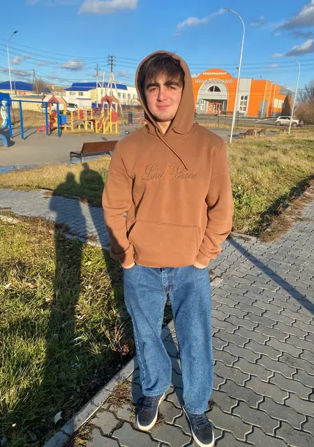 Умед из Екатеринбурга, ищу на сайте знакомства на одну ночь