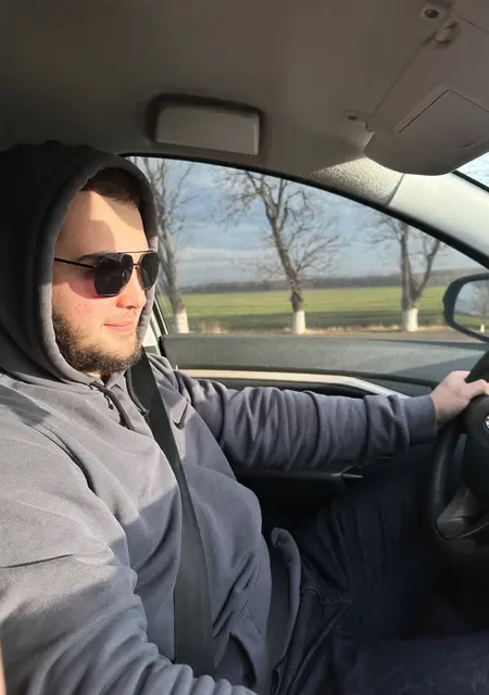 Руслан из Черкесска, ищу на сайте знакомства на одну ночь