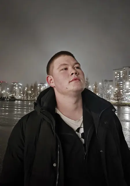 Сеня из Сургута, мне 20, познакомлюсь для приятного времяпровождения