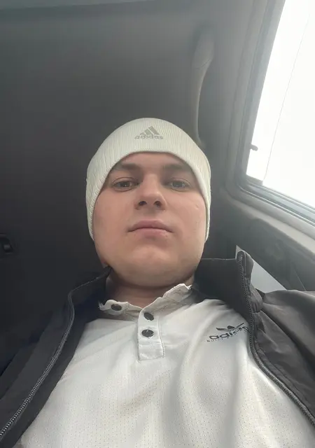 Кирилл из Томска, мне 27, познакомлюсь для дружбы