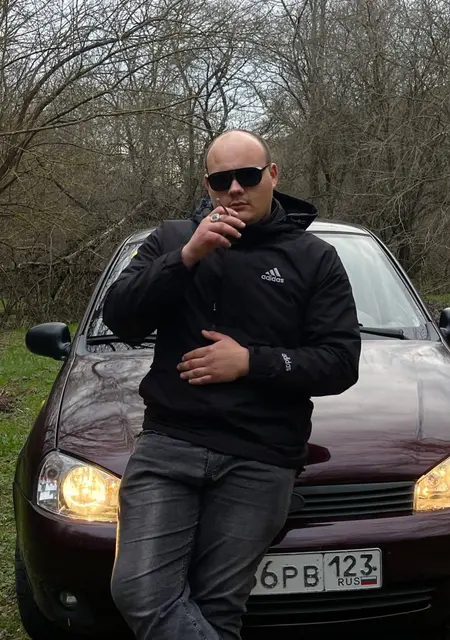 Даня из Курганинска, мне 24, познакомлюсь для общения