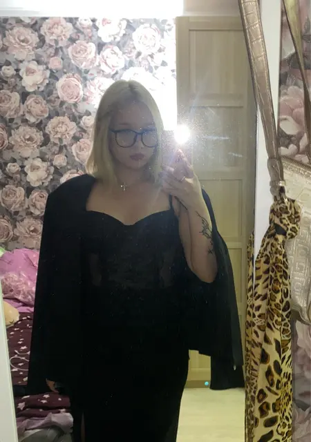 Екатерина из Санкт-Петербурга, ищу на сайте постоянные отношения