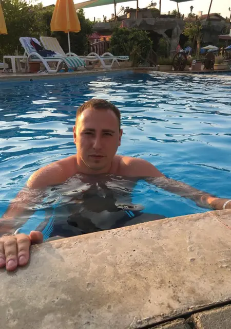 Я Роман, 29, знакомлюсь без обязательств в Раменском