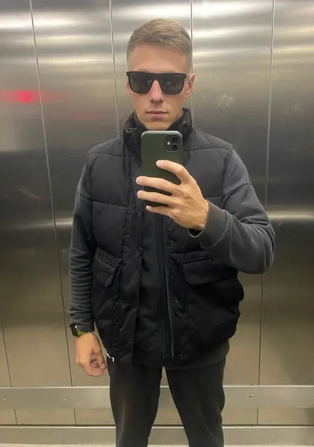 Anton из Тамбова, мне 26, познакомлюсь без обязательств