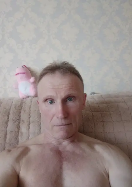 Я Сергей, 63, знакомлюсь без обязательств в Новосибирске