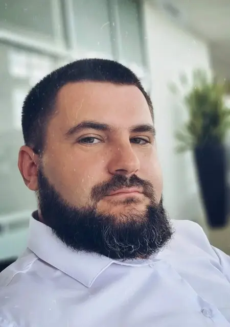 Алексей из Пятигорска, ищу на сайте постоянные отношения