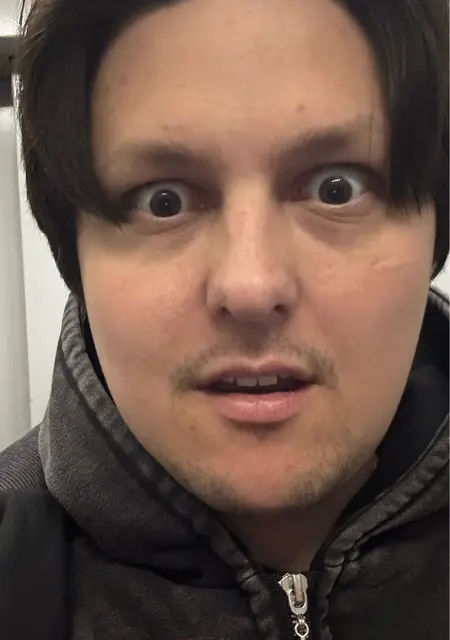 Майкл из Балашихи, мне 29, познакомлюсь на одну ночь