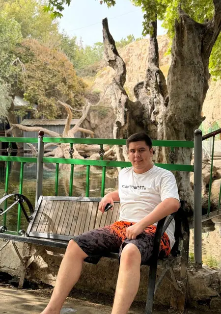 Я Баха, 29, знакомлюсь для приятного времяпровождения в Тольятти