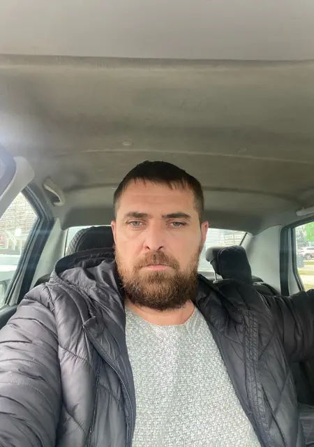 Евгений из Краснодара, мне 42, познакомлюсь для открытые отношения