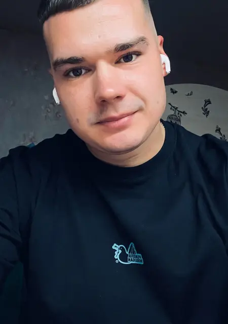 Максим из Менделеевска, мне 23, познакомлюсь без обязательств