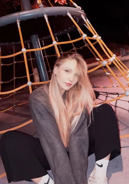 Katy из Ростова-на-Дону, ищу на сайте приятное времяпровождение