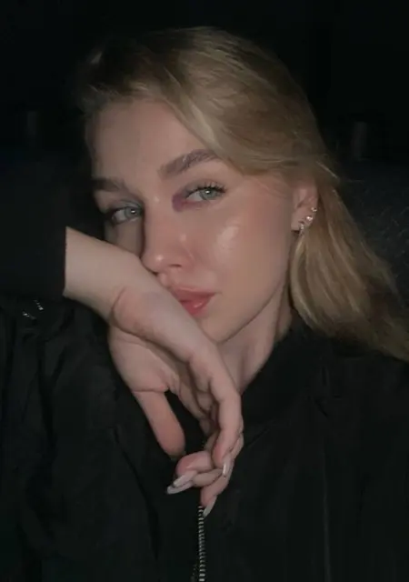 Я Мила, 22, из Сочи, ищу знакомство для вирта