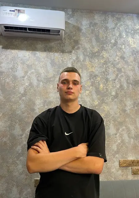 Я Егор, 30, знакомлюсь без обязательств в Благовещенске