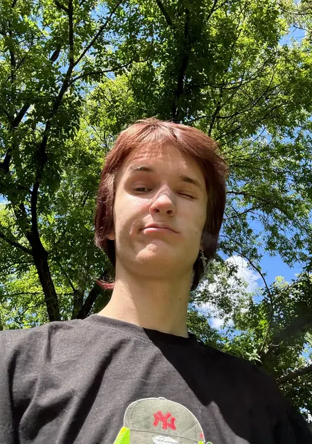 Даньк из Подольска, ищу на сайте знакомства на одну ночь