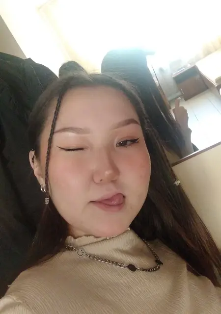 Диана из Якутска, мне 20, познакомлюсь для общения