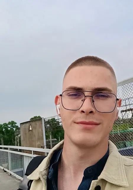 Я Павел, 28, из Благовещенска, ищу знакомство для приятного времяпровождения