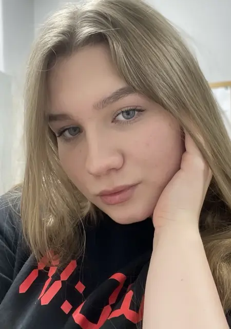 Антонина из Санкт-Петербурга, мне 18, познакомлюсь для вирта