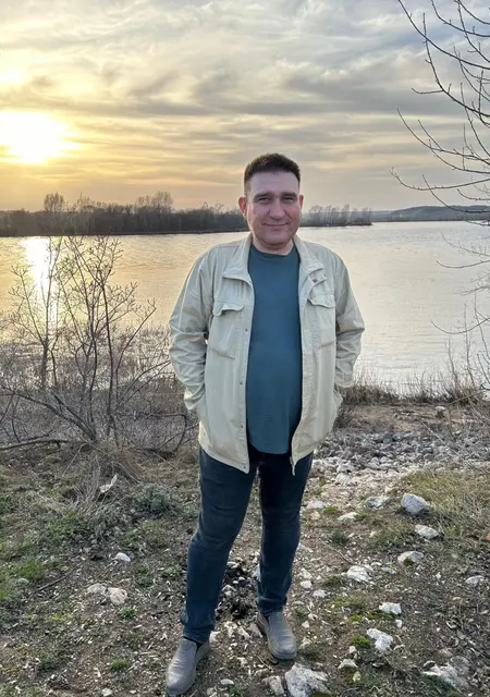 Я Дамир, 52, знакомлюсь для дружбы в Екатеринбурге