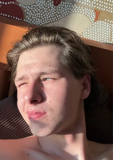 Я Никита, 19, из Абакана, ищу знакомство для совместных путешествий