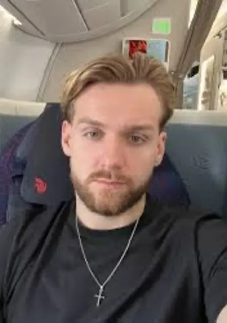 Руслан из Симферополя, ищу на сайте знакомства на одну ночь