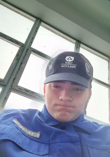 Я Кирилл, 21, знакомлюсь на одну ночь в Глазове