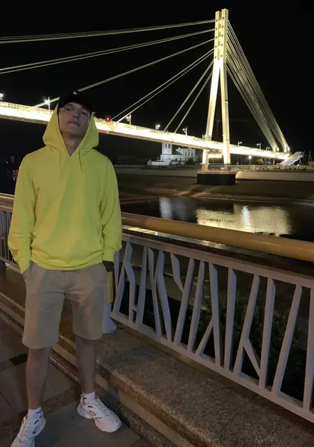 Я Никита, 22, из Ишима, ищу знакомства на одну ночь