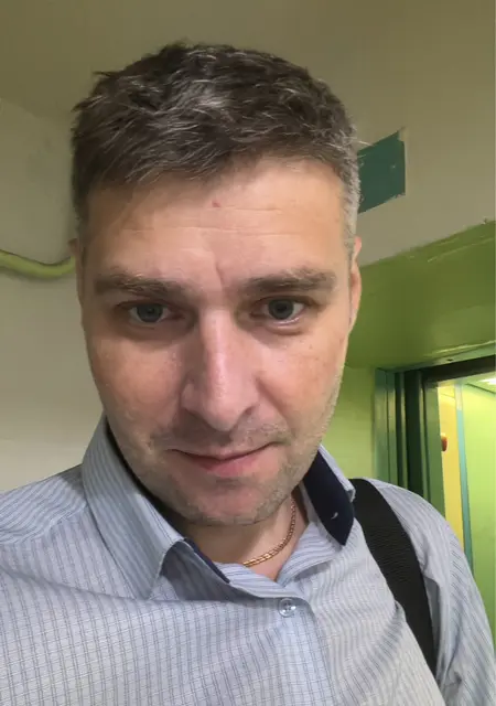 Я Андрей, 44, из Екатеринбурга, ищу знакомства без обязательств