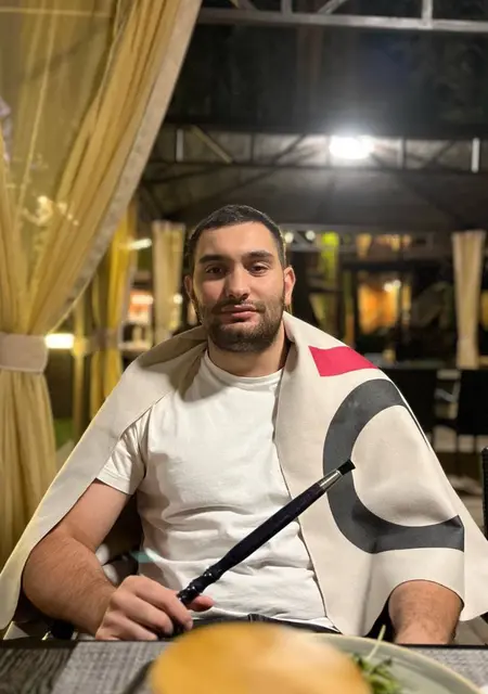 Герман из Санкт-Петербурга, ищу на сайте общение