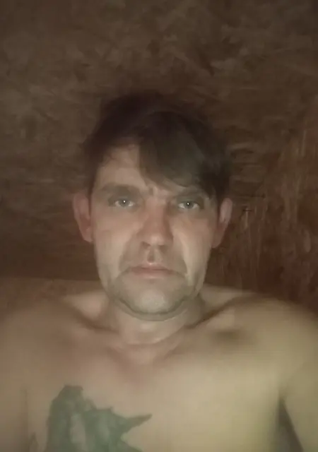 Я Максим, 48, из Тольятти, ищу знакомства без обязательств