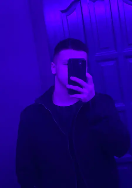 Артем из Тобольска, ищу на сайте общение