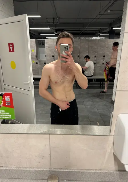 Я Себастьян, 27, знакомлюсь для вирта в Елабуге