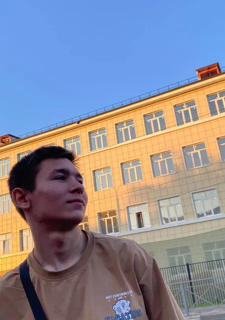 Maksim из Саратова, ищу на сайте общение