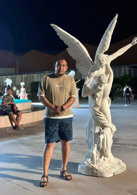 Александр из Владивостока, ищу на сайте знакомства на одну ночь