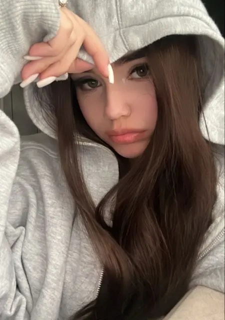 Вика из Ижевска, ищу на сайте общение