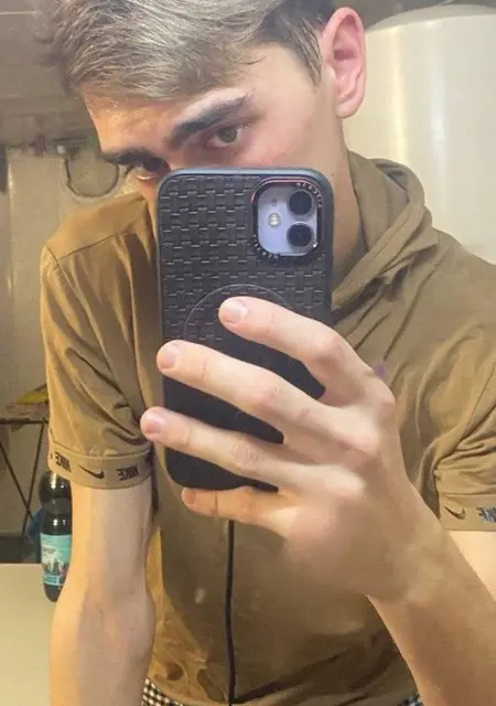 Александр из Борисоглебска, мне 23, познакомлюсь для дружбы