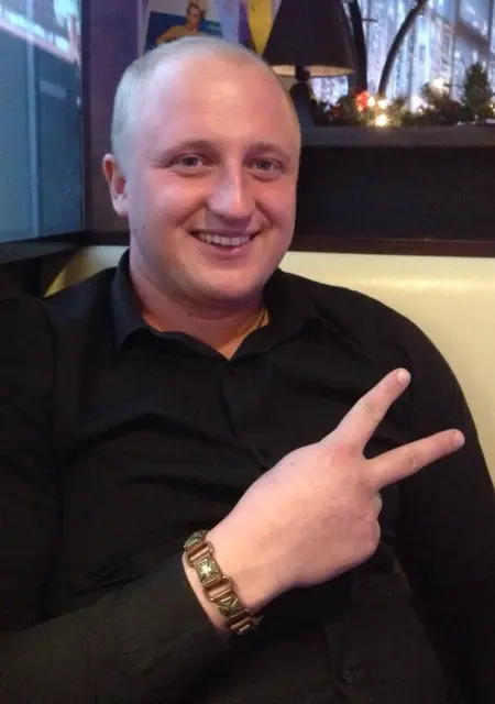 Олег из Балакова, ищу на сайте постоянные отношения