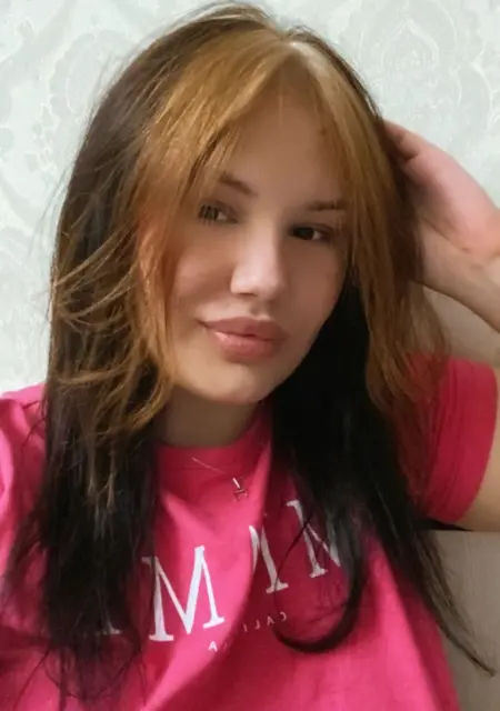 Я Эгоистка, 25, из Астрахани, ищу знакомство для приятного времяпровождения